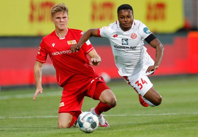 尽管在比分 尽管在比分